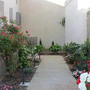 Appartement Entre Les Sorgues Ardoise, LʼIsle-sur-la-Sorgue