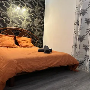 Appartement T2 Au Coeur De Isle Sur Sorgues, LʼIsle-sur-la-Sorgue